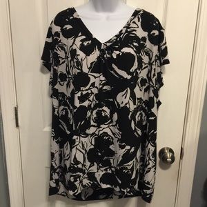 🕶👓🕶👓🕶 A Great George Top for your basic needs